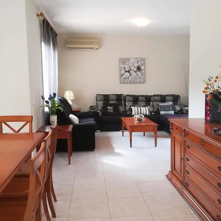 Astret By וילה טאולאדה